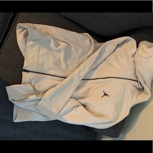 Cream Jordan brand sweatsuit set